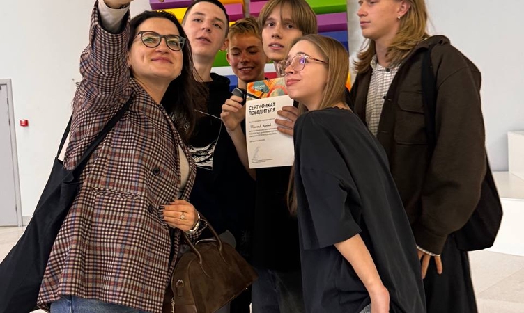 В ритме осени: вдохновляющие успехи студентов и команды Гимназии Сколково